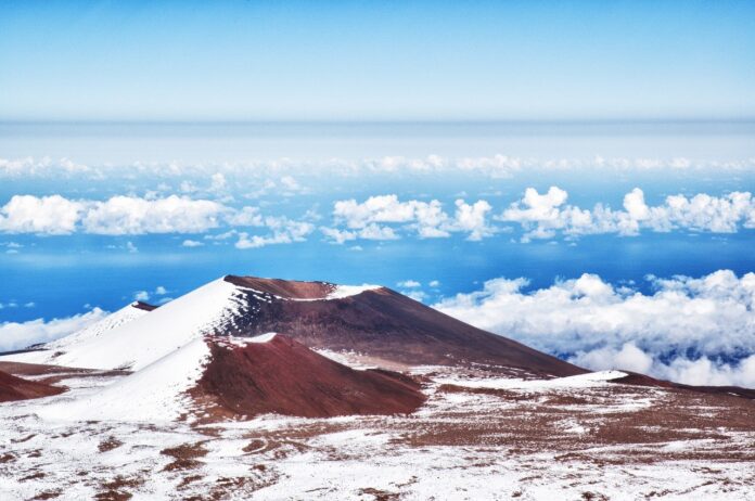 Attention ! Le mauna kea n'est pas à Kea